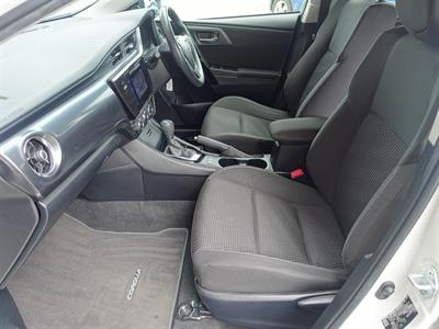 2015 Toyota Corolla - Thumbnail