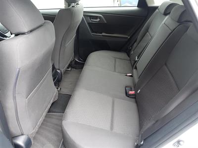 2015 Toyota Corolla - Thumbnail