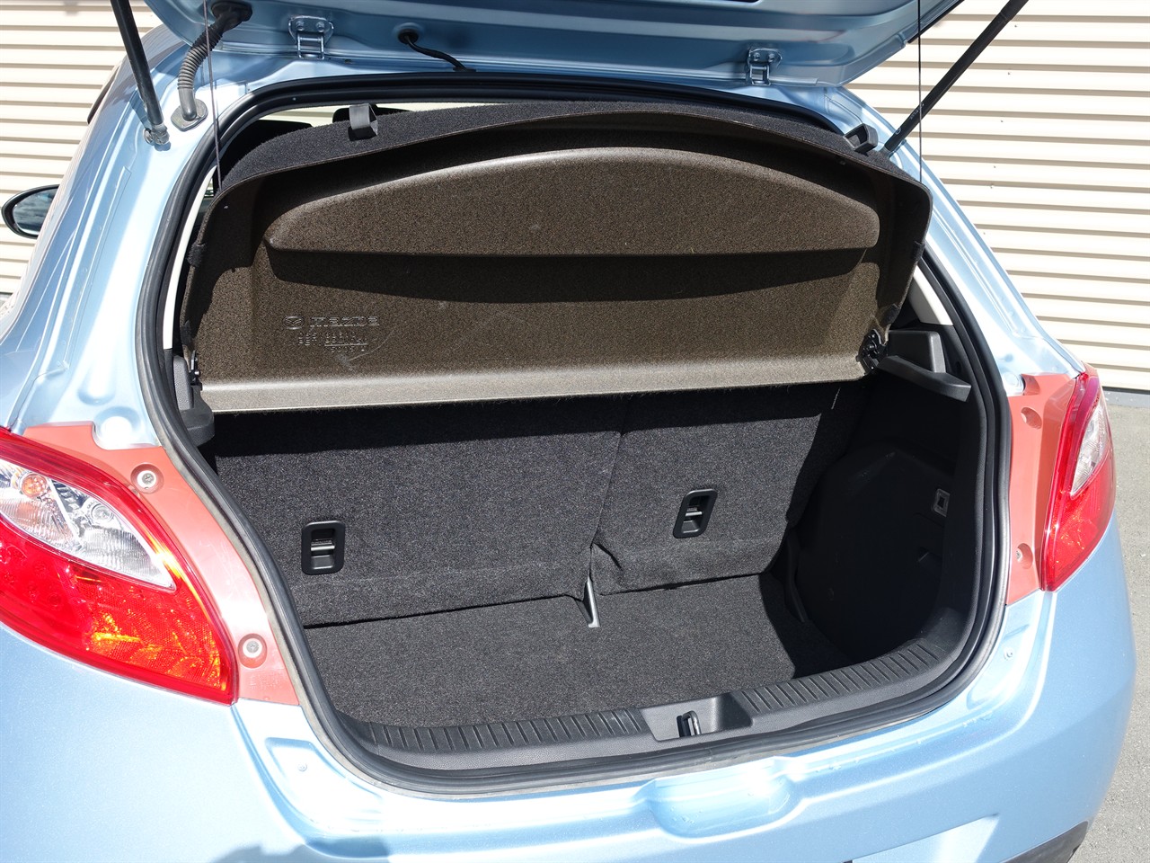 2010 Mazda Demio