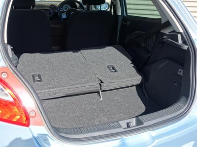 2010 Mazda Demio - Thumbnail