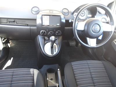2010 Mazda Demio - Thumbnail