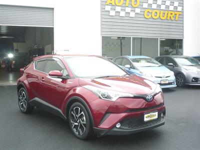 2017 Toyota C-HR - Thumbnail