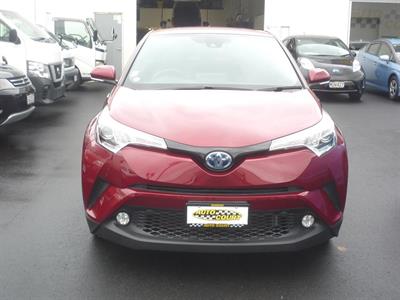 2017 Toyota C-HR - Thumbnail