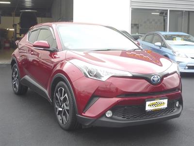 2017 Toyota C-HR - Thumbnail