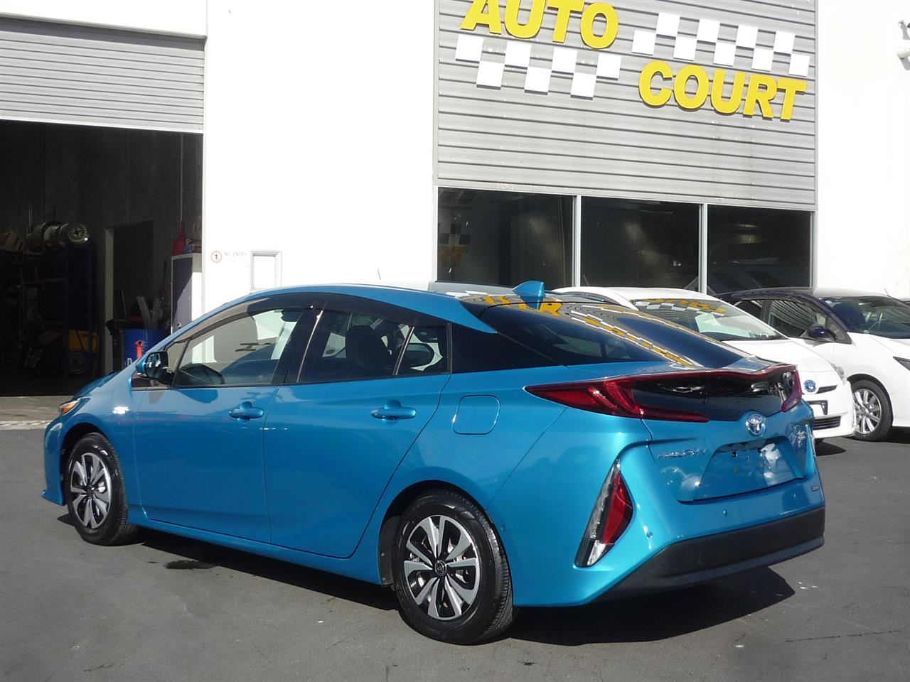 2017 Toyota Prius PHV