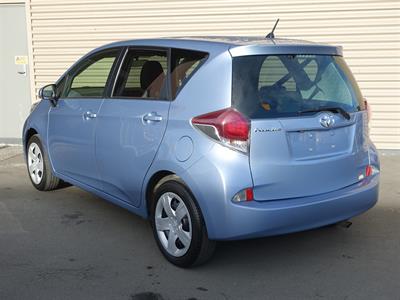 2015 Toyota Ractis - Thumbnail