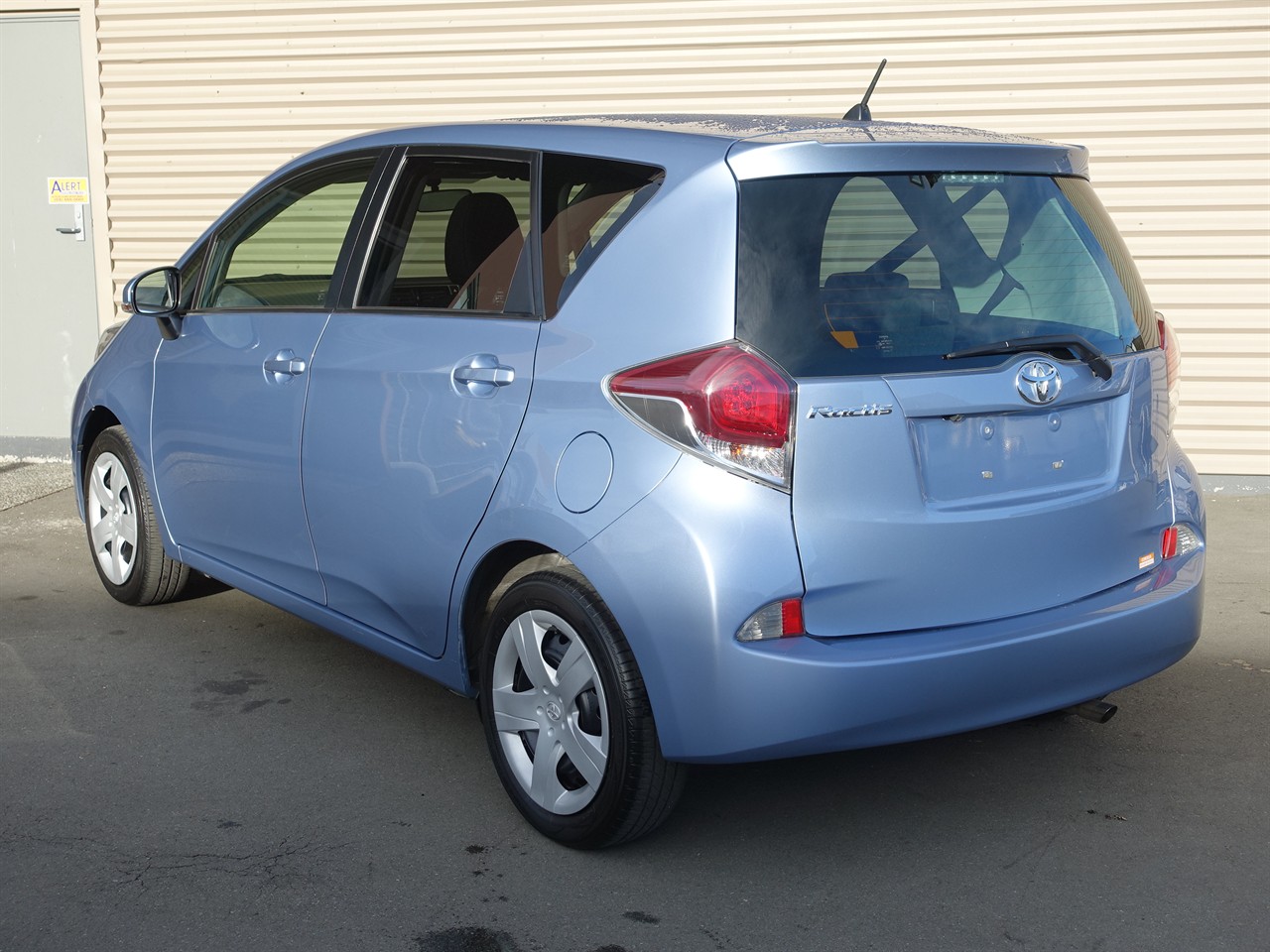 2015 Toyota Ractis