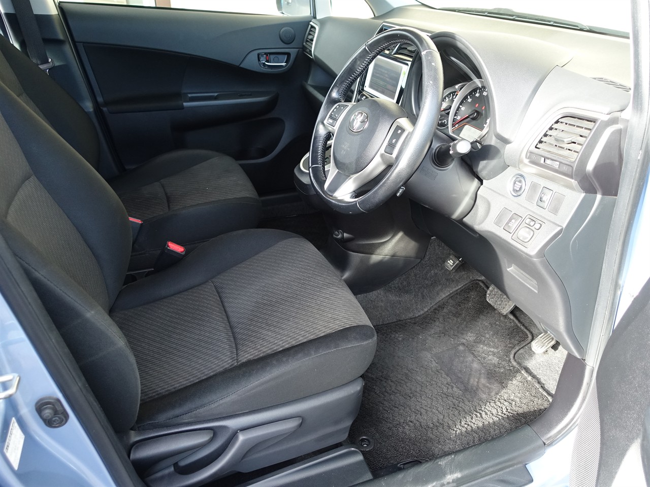 2015 Toyota Ractis