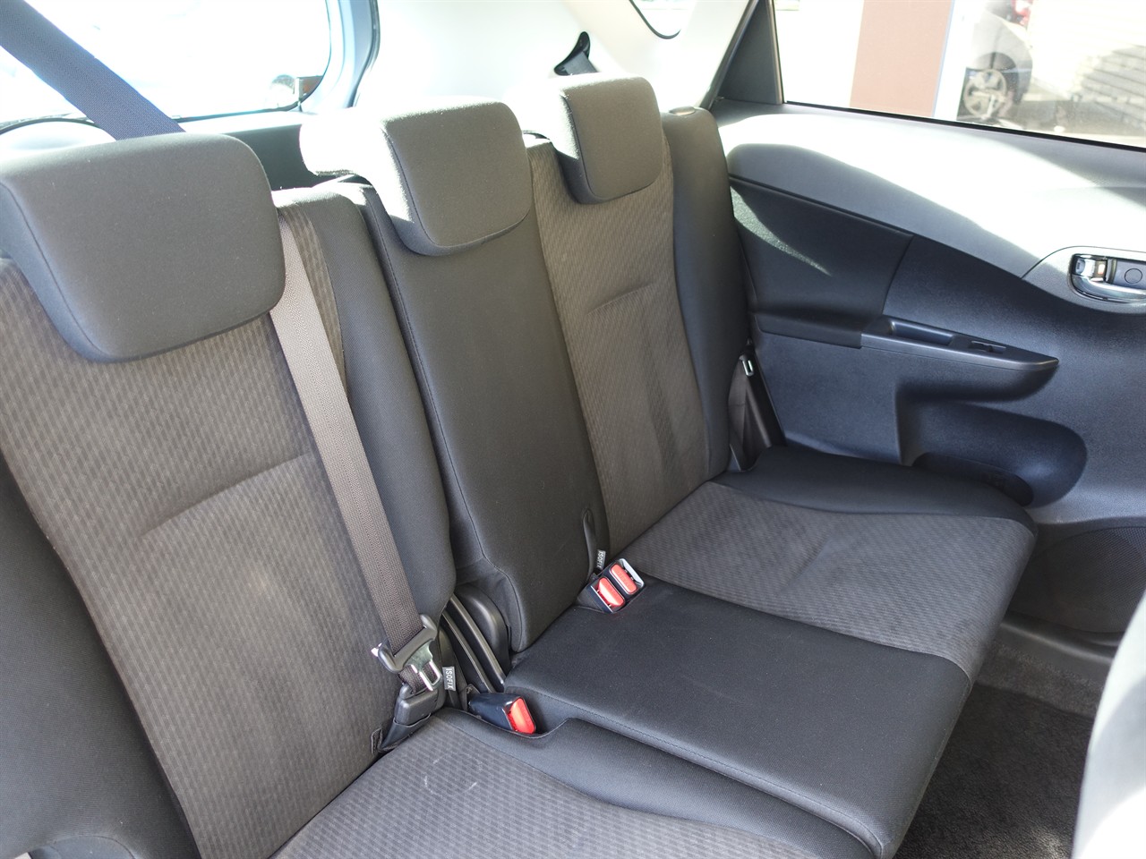 2015 Toyota Ractis
