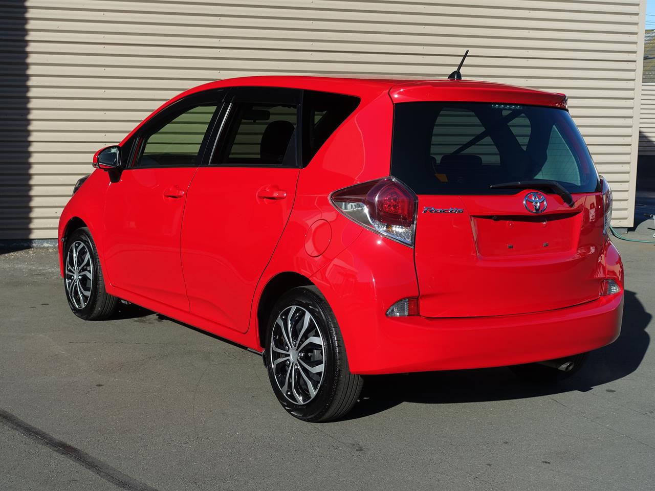 2015 Toyota Ractis