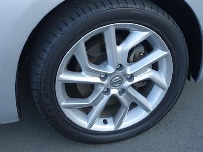 2014 Nissan Pulsar - Thumbnail