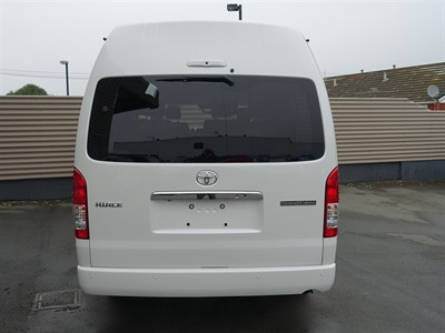 2026 Toyota Hiace - Thumbnail