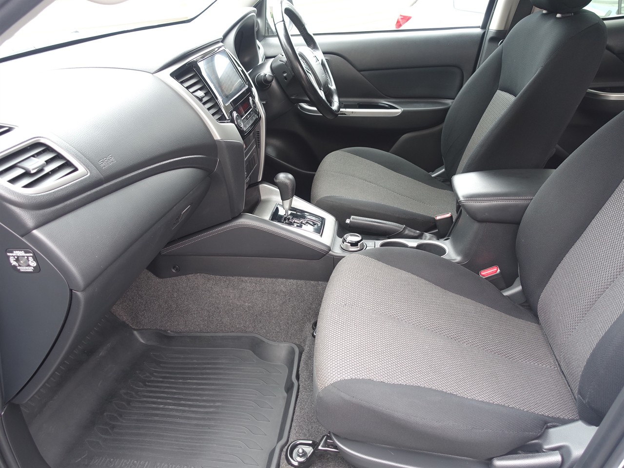 2022 Mitsubishi Triton