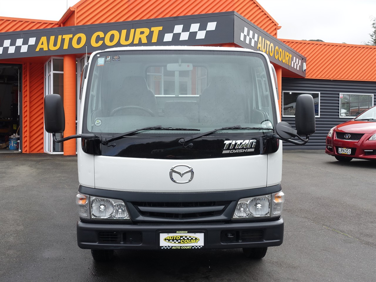 2001 Mazda Titan