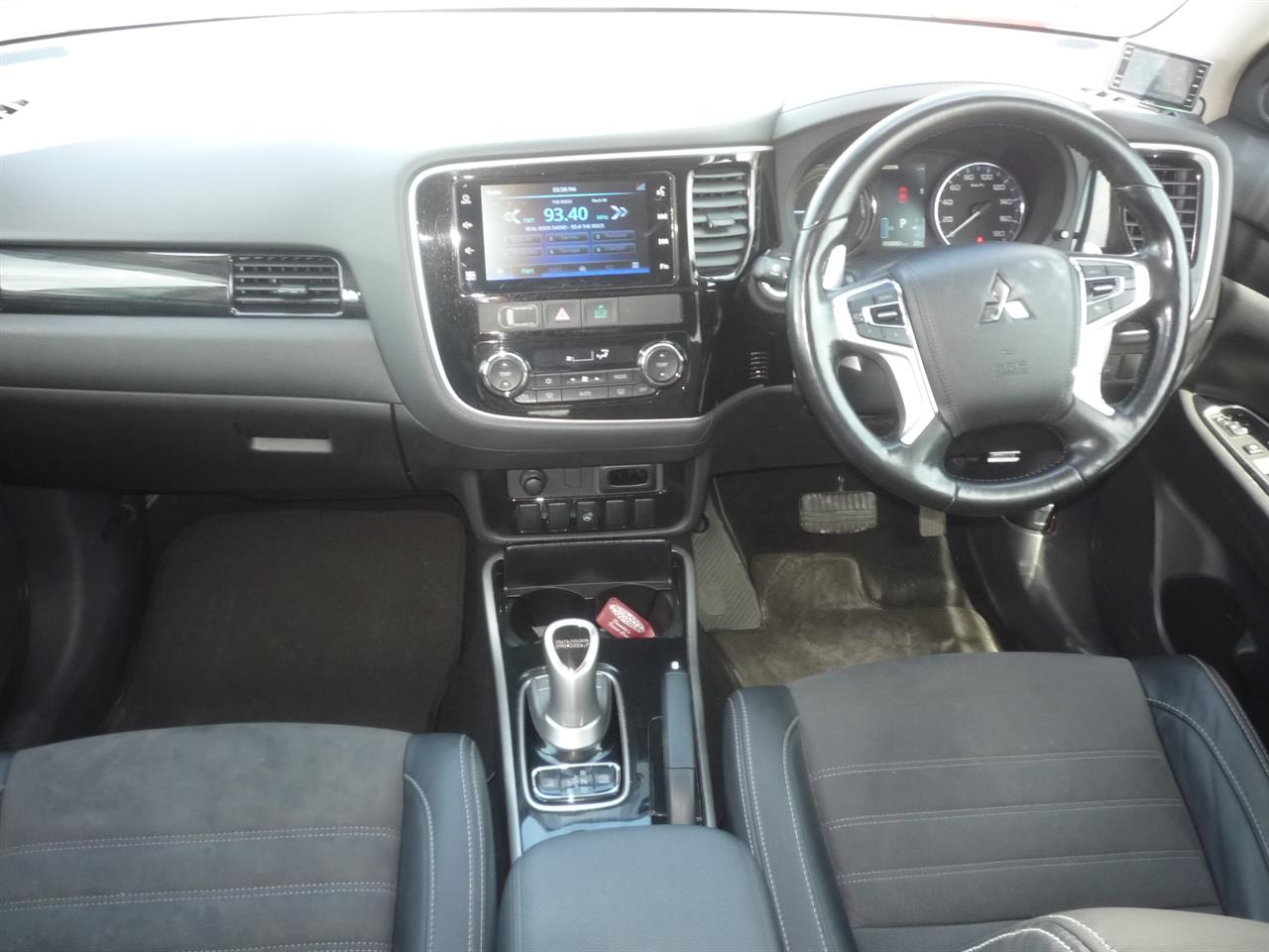 2015 Mitsubishi Outlander PHEV