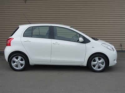 2006 Toyota Yaris - Thumbnail