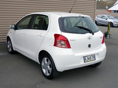 2006 Toyota Yaris - Thumbnail