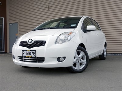 2006 Toyota Yaris - Thumbnail