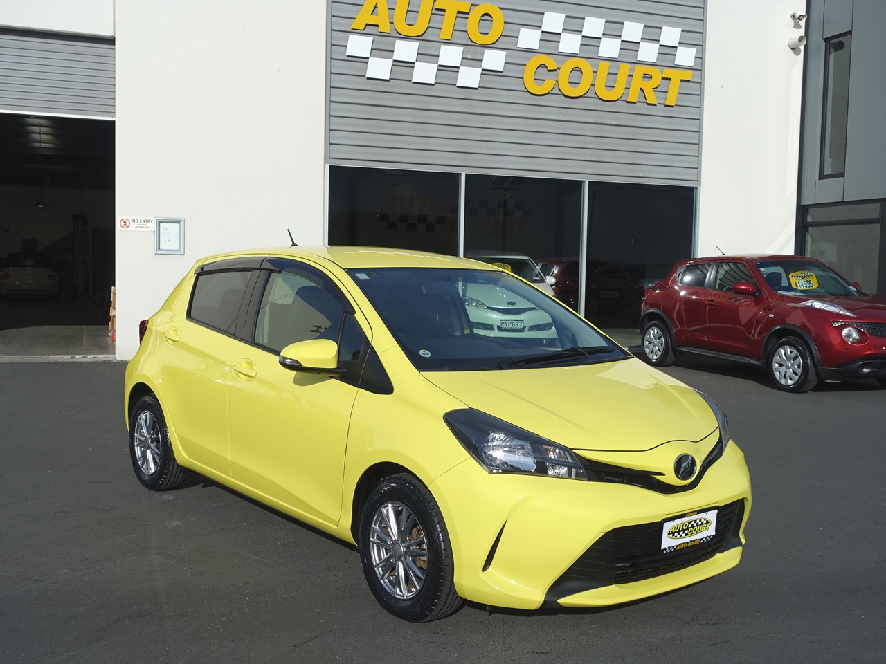 2016 Toyota Vitz