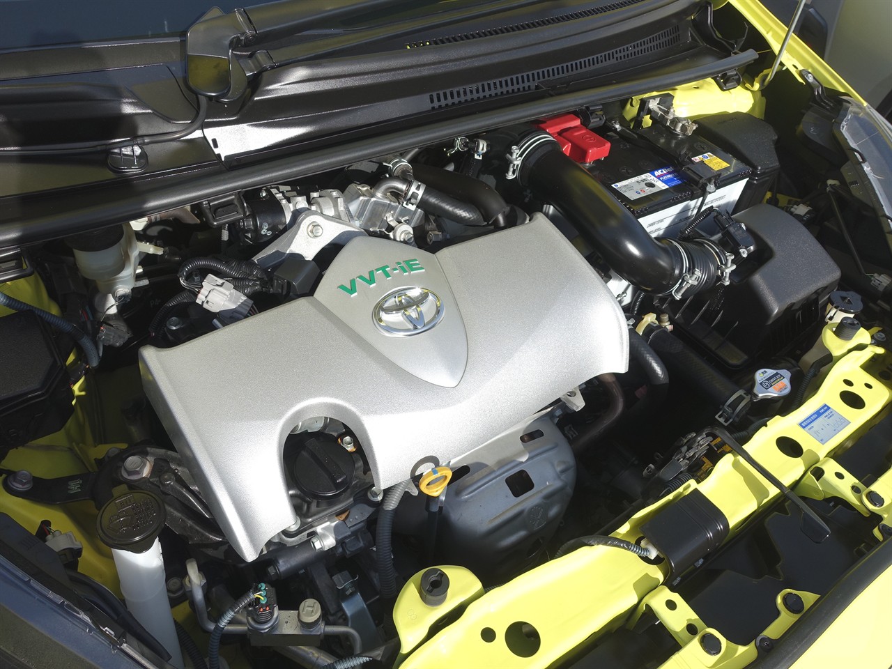 2016 Toyota Vitz