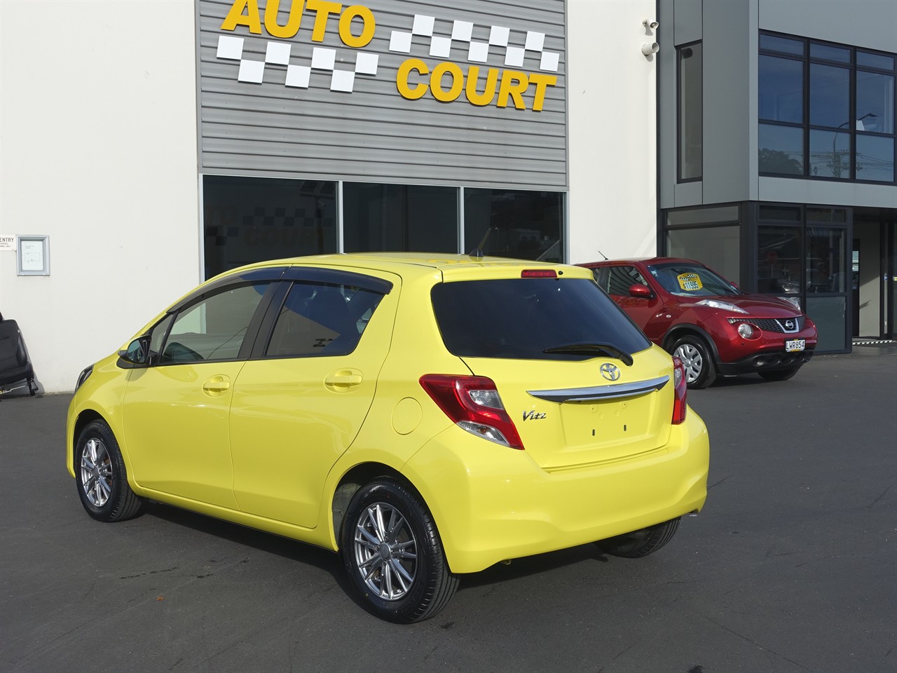 2016 Toyota Vitz