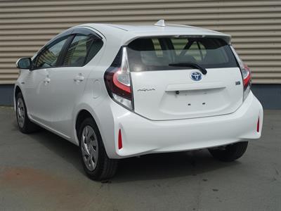 2020 Toyota Aqua - Thumbnail