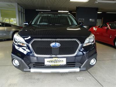 2015 Subaru Outback - Thumbnail