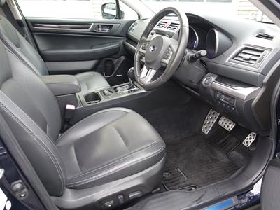 2015 Subaru Outback - Thumbnail