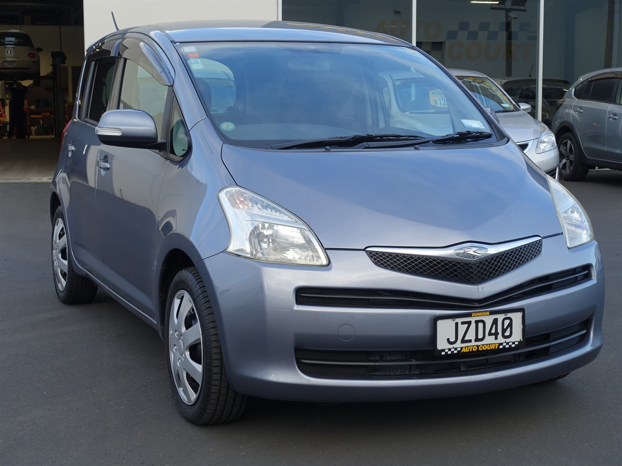 2005 Toyota Ractis