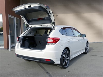 2017 Subaru Impreza - Thumbnail