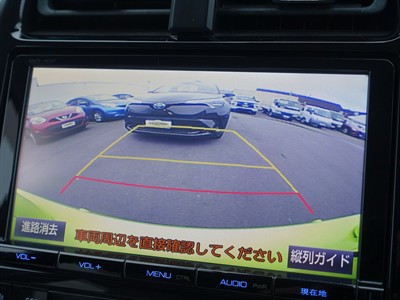 2017 Toyota Prius - Thumbnail