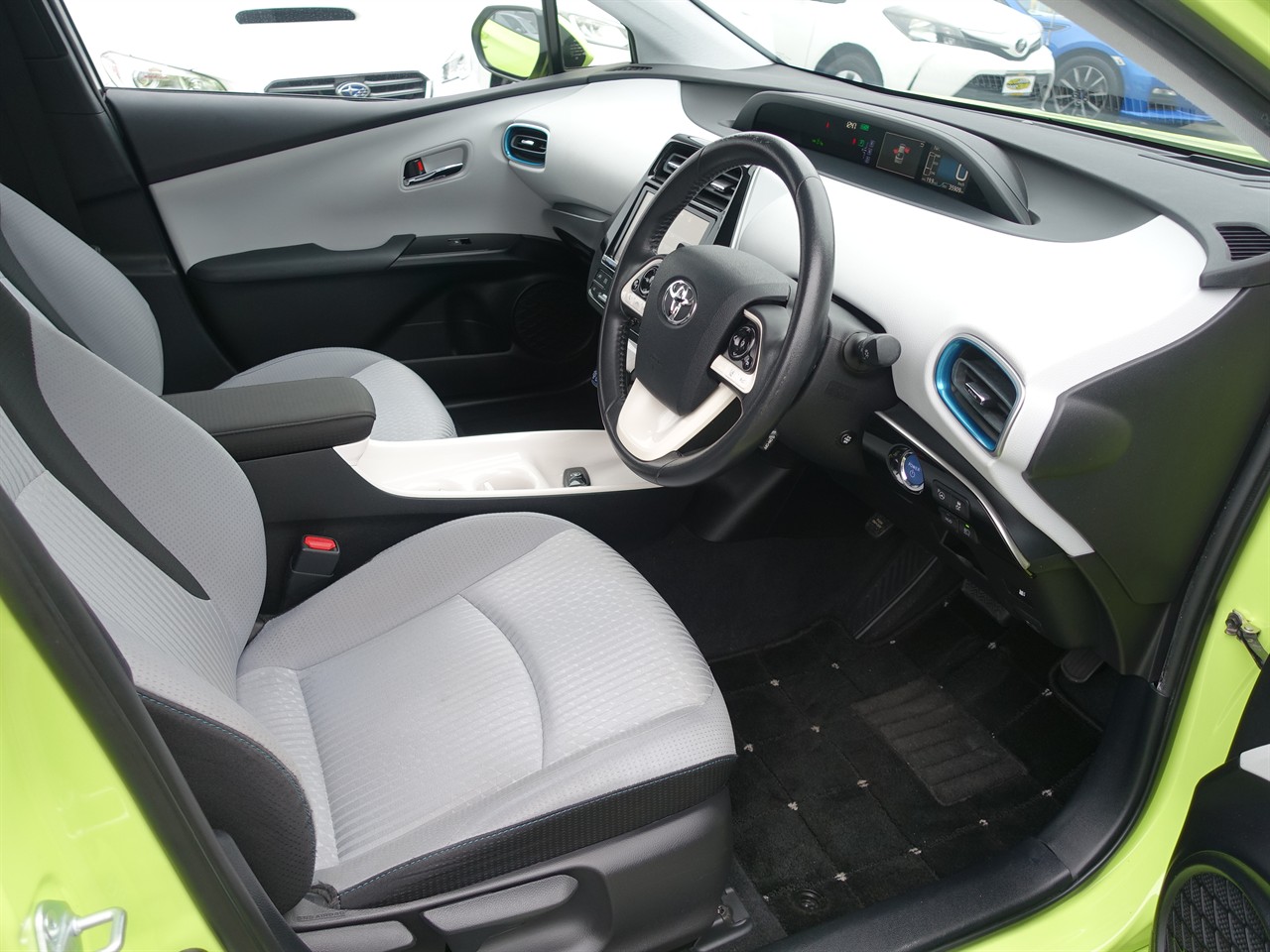2017 Toyota Prius