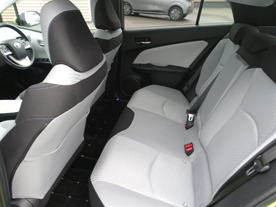 2017 Toyota Prius - Thumbnail