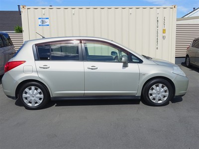2006 Nissan Tiida - Thumbnail