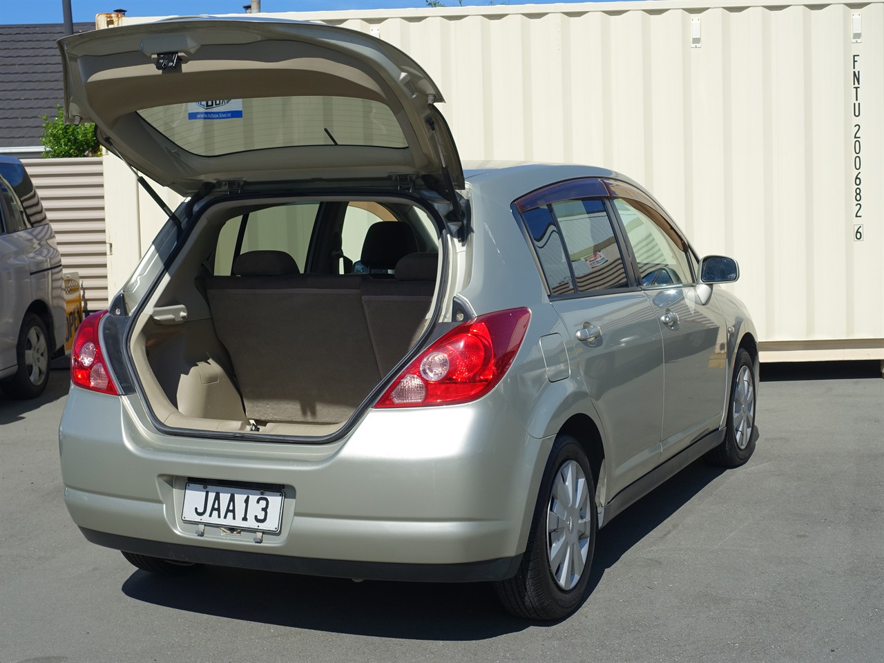 2006 Nissan Tiida