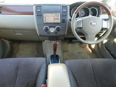 2006 Nissan Tiida - Thumbnail