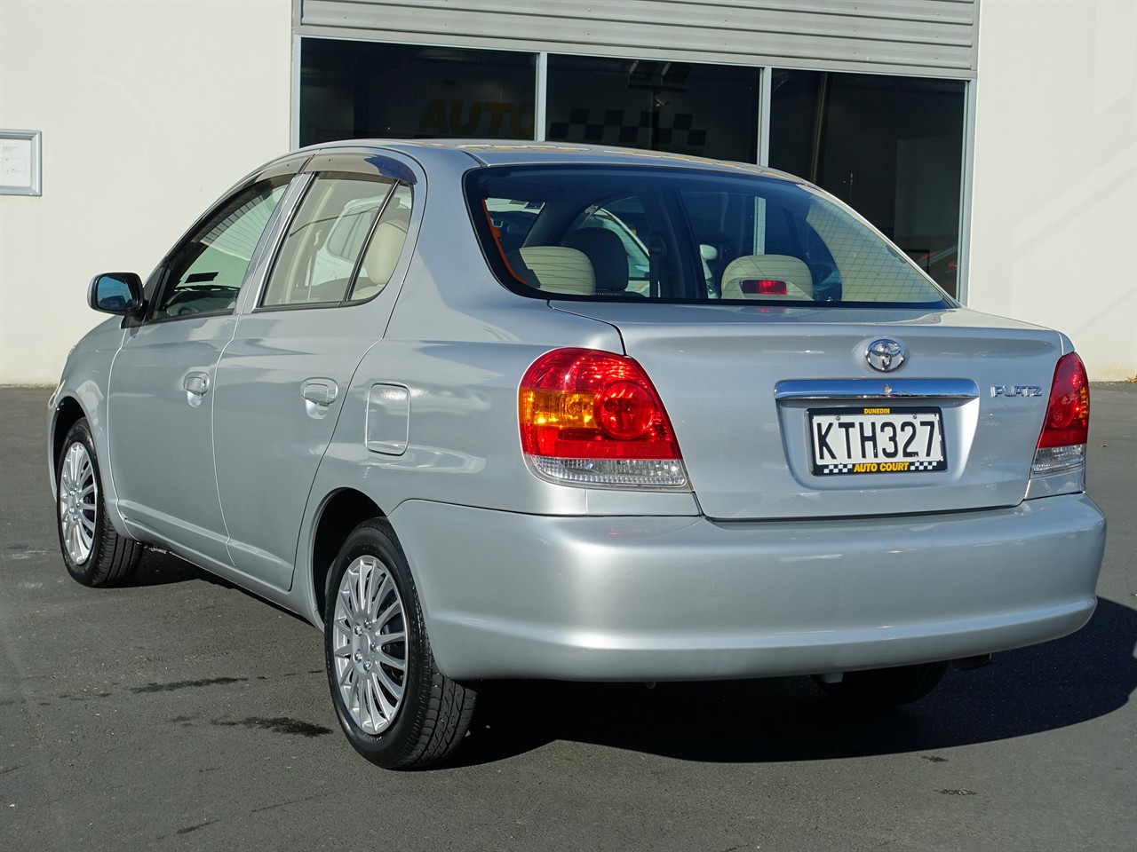 2004 Toyota Platz