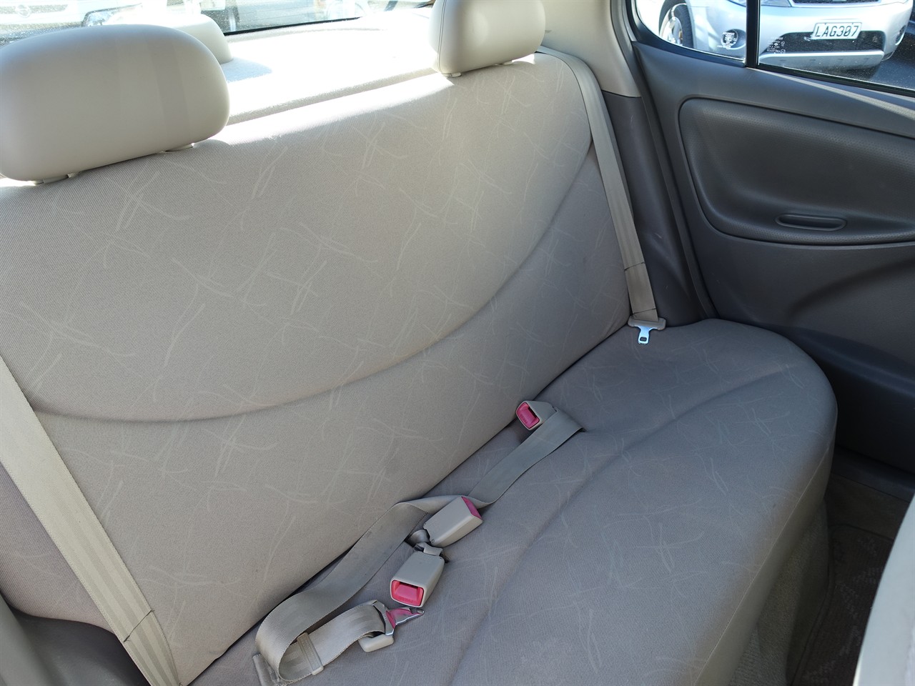 2004 Toyota Platz