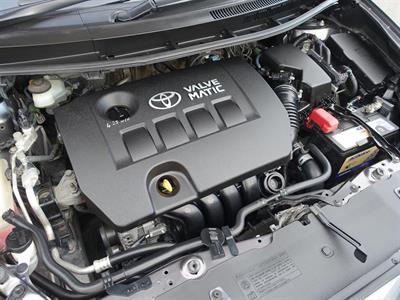 2010 Toyota Auris - Thumbnail