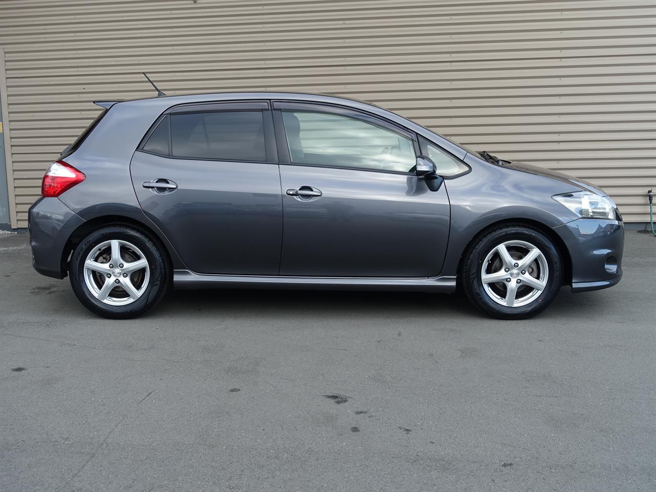 2010 Toyota Auris