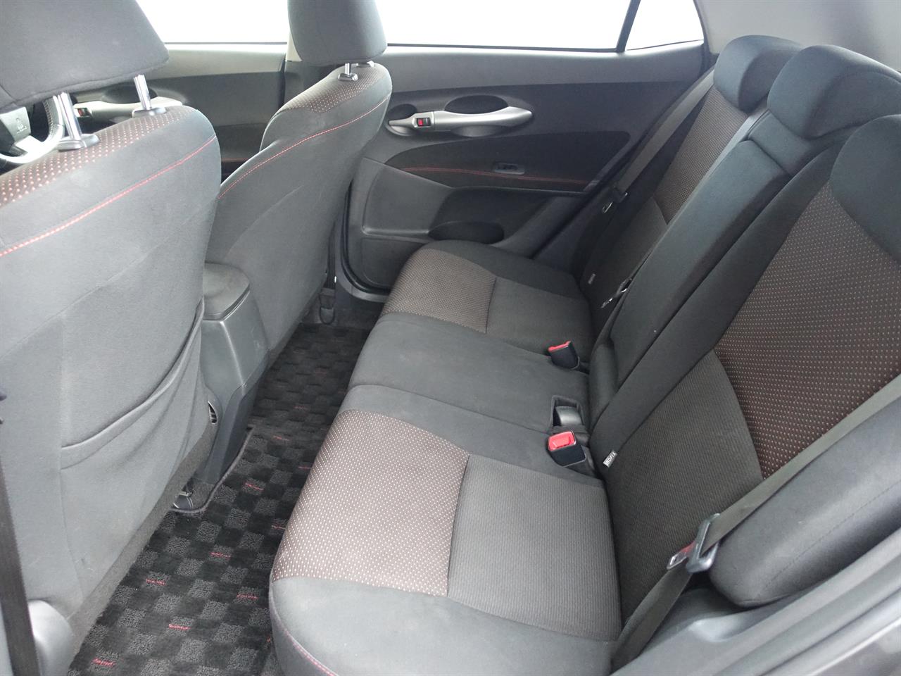 2010 Toyota Auris