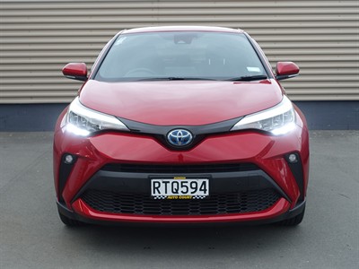 2022 Toyota C-HR - Thumbnail