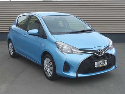 2015 Toyota Yaris - Thumbnail