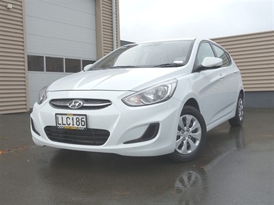 2018 Hyundai Accent - Thumbnail