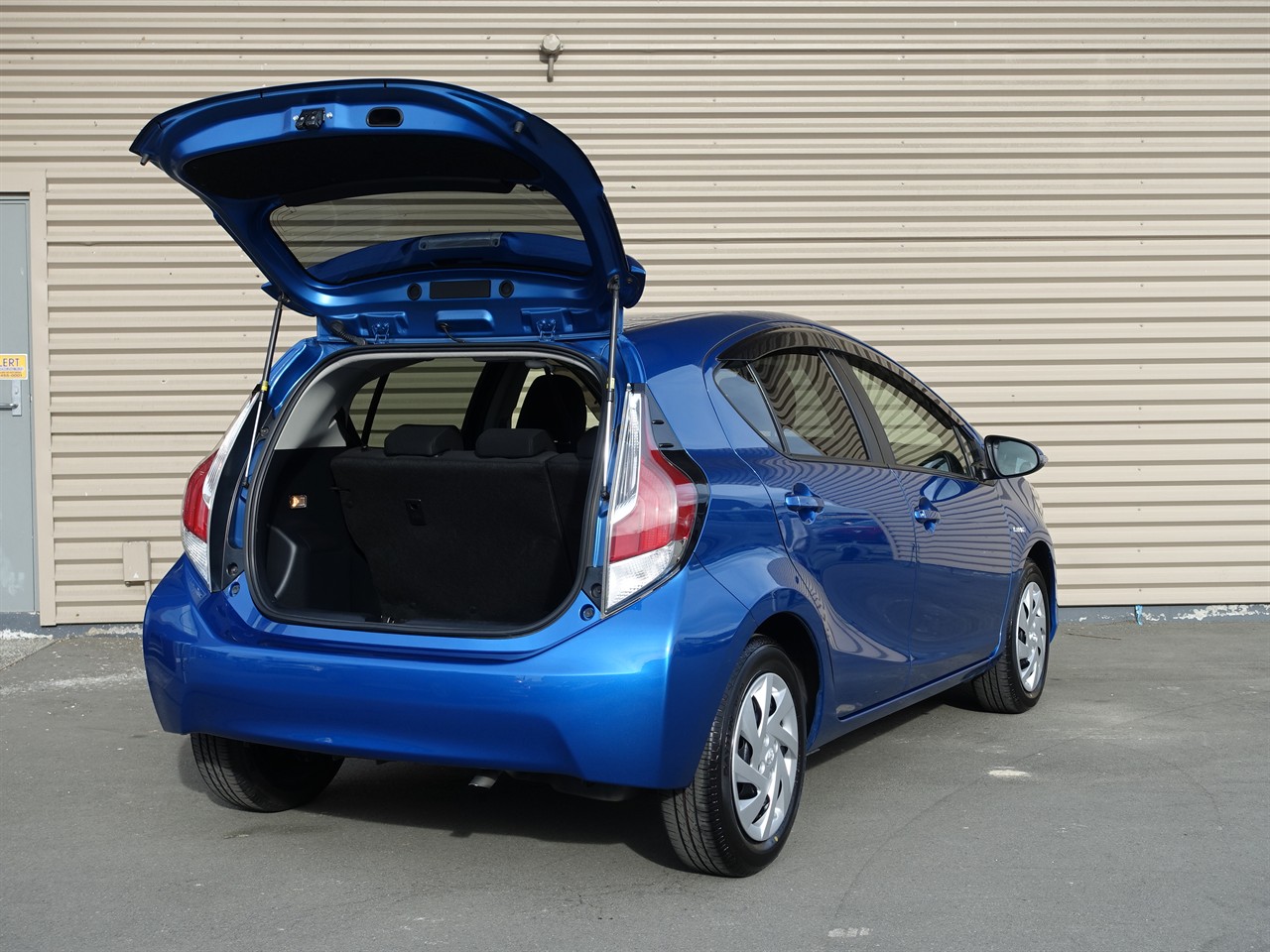 2015 Toyota Aqua