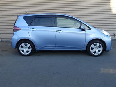 2014 Toyota Ractis - Thumbnail