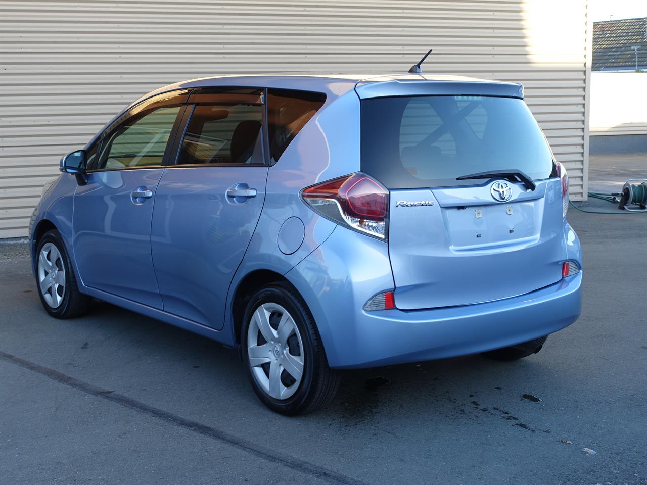 2014 Toyota Ractis