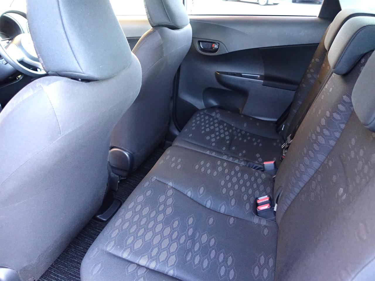 2014 Toyota Ractis