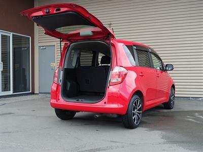 2007 Toyota Ractis - Thumbnail