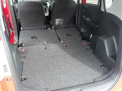 2007 Toyota Ractis - Thumbnail